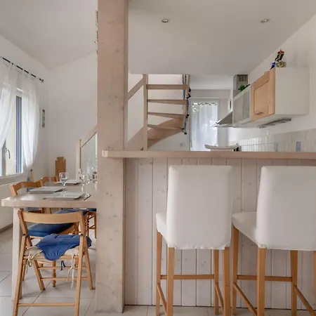 Maison Avec Jardin A 300 M De La Plage - 6 Pers *